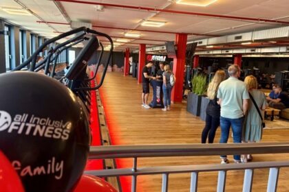 Neues Fitnessstudio in Dinslaken: Das bietet all inclusive Fitness - der Check