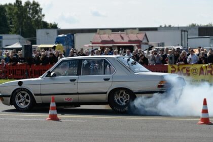 Race@Airport in Hünxe: 1300 PS, 260 km/h – Viertelmeile unter neun Sekunden