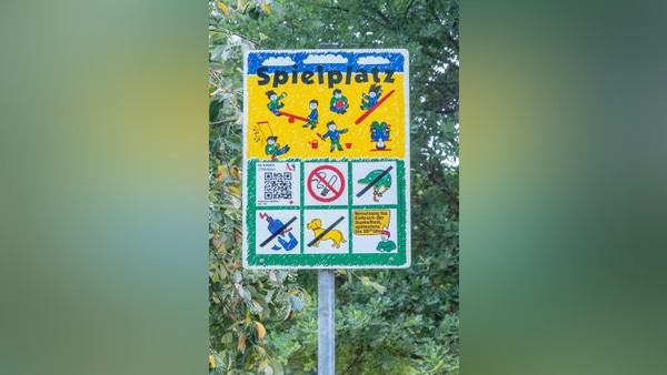 Spielplätze in Dinslaken: Alte Satzung – Längere Öffnung wegen Hitze gefordert