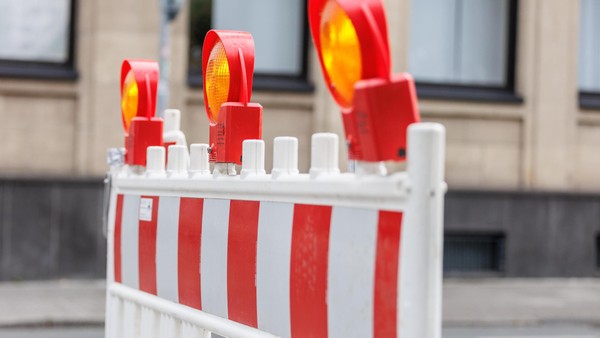 Stadtwerke Dinslaken starten Bauarbeiten entlang der Straße „Im Bremerkamp“