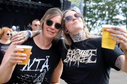 Tattoos to go, wilde Outfits und jede Menge Punk: Das Ruhrpott Rodeo ist gestartet
