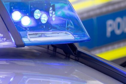 Verbrechen in Voerde: Tankstelle überfallen – Täter flüchtet ohne Beute