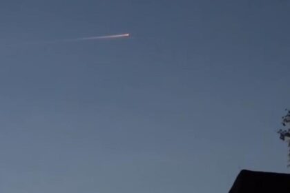 Video: Mysteriöser Feuerball über Dinslaken – Experten suchen nach Erklärungen