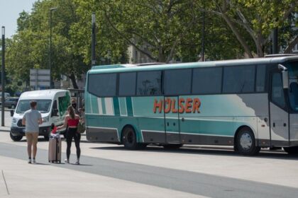Voerder Busunternehmen Hülser stellt Gesamtbetrieb ein: Das ist bisher bekannt