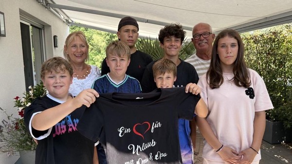 „Zum Ballermann“: Die Großeltern Heger aus Voerde machen Urlaub mit sechs Enkeln