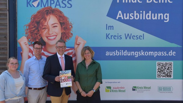 Ausbildungskompass für den Kreis Wesel: Entscheidungshilfe für Schülerinnen und Schüler