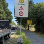 B8 Dinslaken: Neue Schilder warnen vor neuer Durchfahrtshöhe