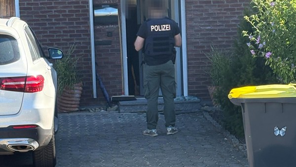 Beamter auf Widerruf nach Überfällen festgenommen: Wurde er vorher überprüft?