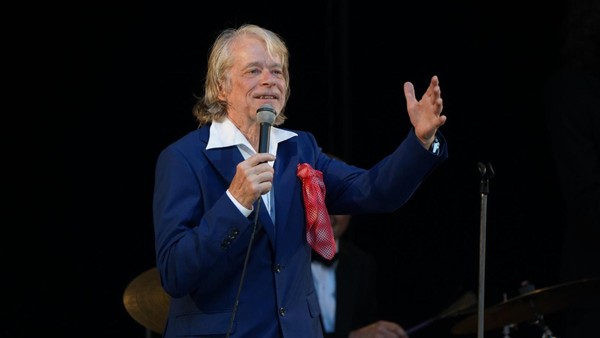 Bildergalerie: So präsentierte sich Helge Schneider beim Konzert im Burgtheater