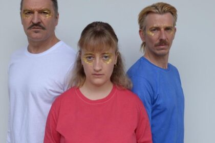 Burghofbühne Dinslaken präsentiert „Die Unsichtbaren“ – Superhelden des Alltags