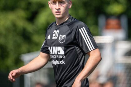 Dinslakener spielt jetzt beim SV Budberg: Warum Jannis Kipouros sein Schicksal selbst in die Hand genommen hat