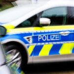 Dreister Diebstahl in Dinslaken: 82-jährige Frau wird im Hausflur bestohlen