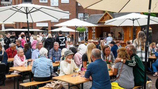 Feierabendmarkt und Schützenfest: Das geht am Wochenende in Dinslaken und Voerde