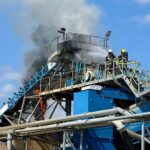 Großeinsatz in Hünxe: Brand in zwölf Meter Höhe – Feuerwehr kommt mit allen Einheiten