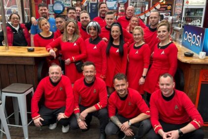 „Hinz & Kunz“ hat doppelt Grund zum Feiern: Freibier – und ein Wermutstropfen