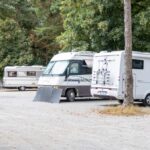 Kaffeeduft und Badelatschen: Dinslakens heimlicher Campingplatz am Rotbachsee
