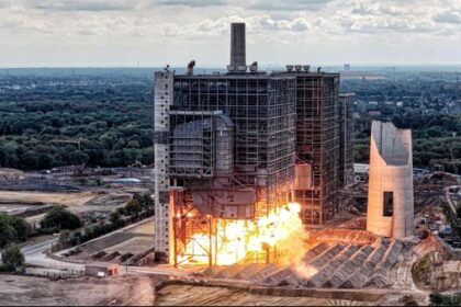 Kraftwerk Voerde: Jetzt ist auch das erste Kesselhaus weg – „es hat geblitzt“