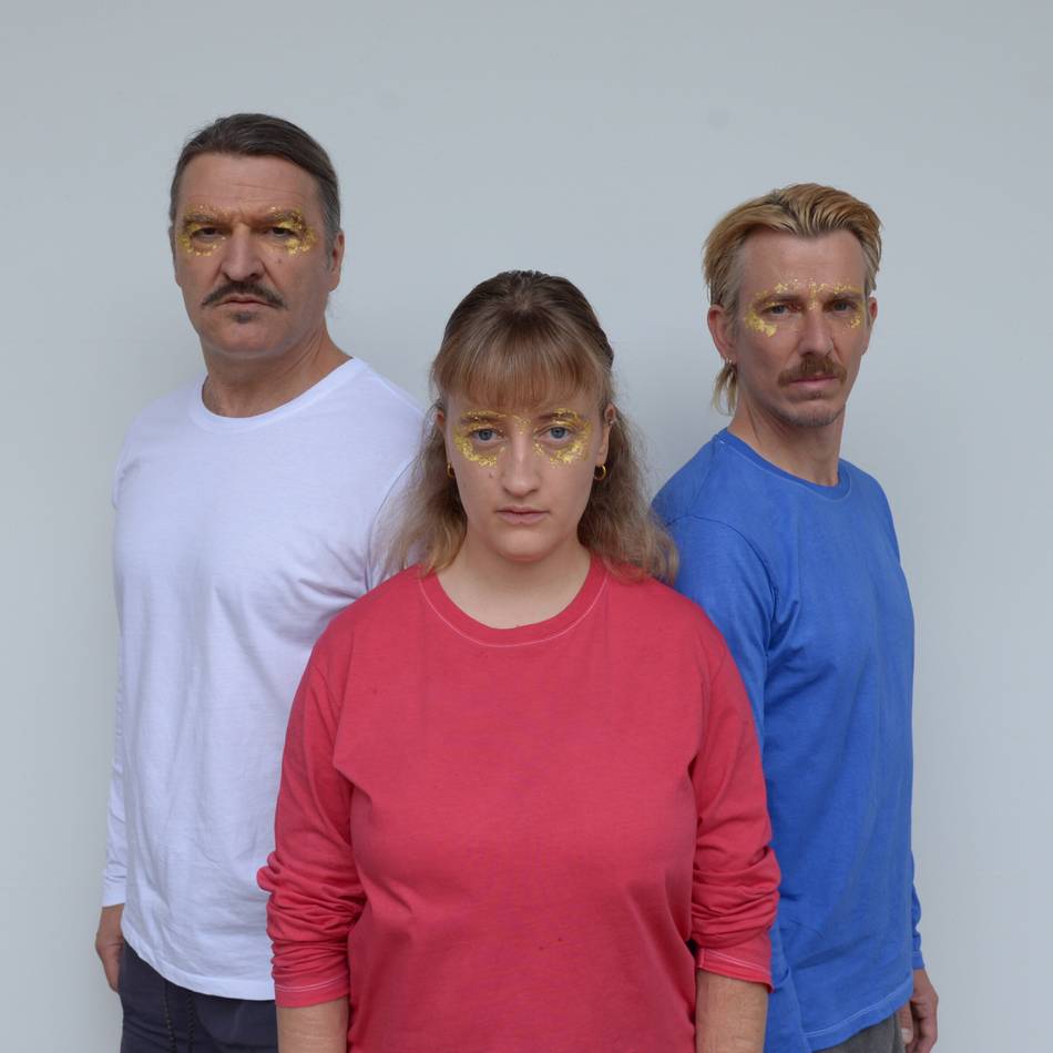 Premiere in Dinslaken: Burghofbühne inszeniert die wahren Helden des Alltags