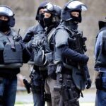 Raubserie in Dinslaken: Drei Überfälle mit Schusswaffe – Polizei schnappt Verdächtige
