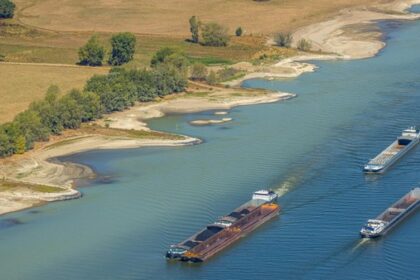 Rhein ist bei Niedrigwasser noch gefährlicher – neues Problem für Rettungskräfte