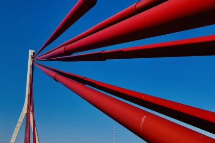 Straßen NRW führt Hauptprüfung durch : An welchen Wochenenden die Weseler Niederrheinbrücke komplett gesperrt wird