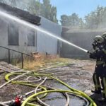 Übung wird Ernstfall: Hünxer Feuerwehr löscht Dachstuhlbrand