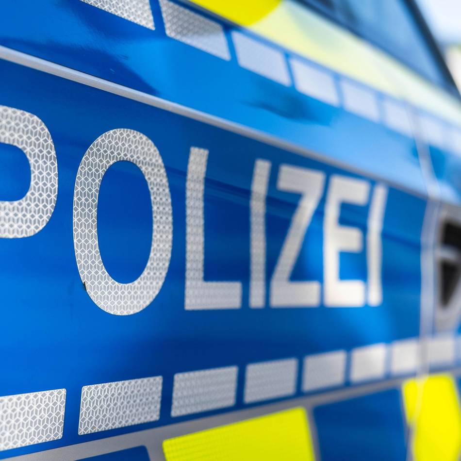 Vorfall in Dinslaken: Polizei ermittelt 28-Jährigen nach Unfallflucht