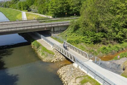 Zwischen Oberhausen und Dinslaken: Emscher-Weg wird asphaltiert – Abschnitte monatelang gesperrt